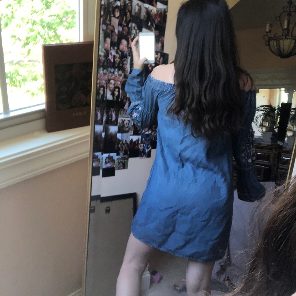 off the shoulder flower embroidery dress - Picture 3 of 7